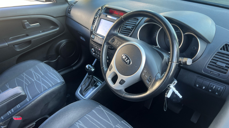 Kia Venga 1.6 3 5dr Auto [6] Petrol Hatchback